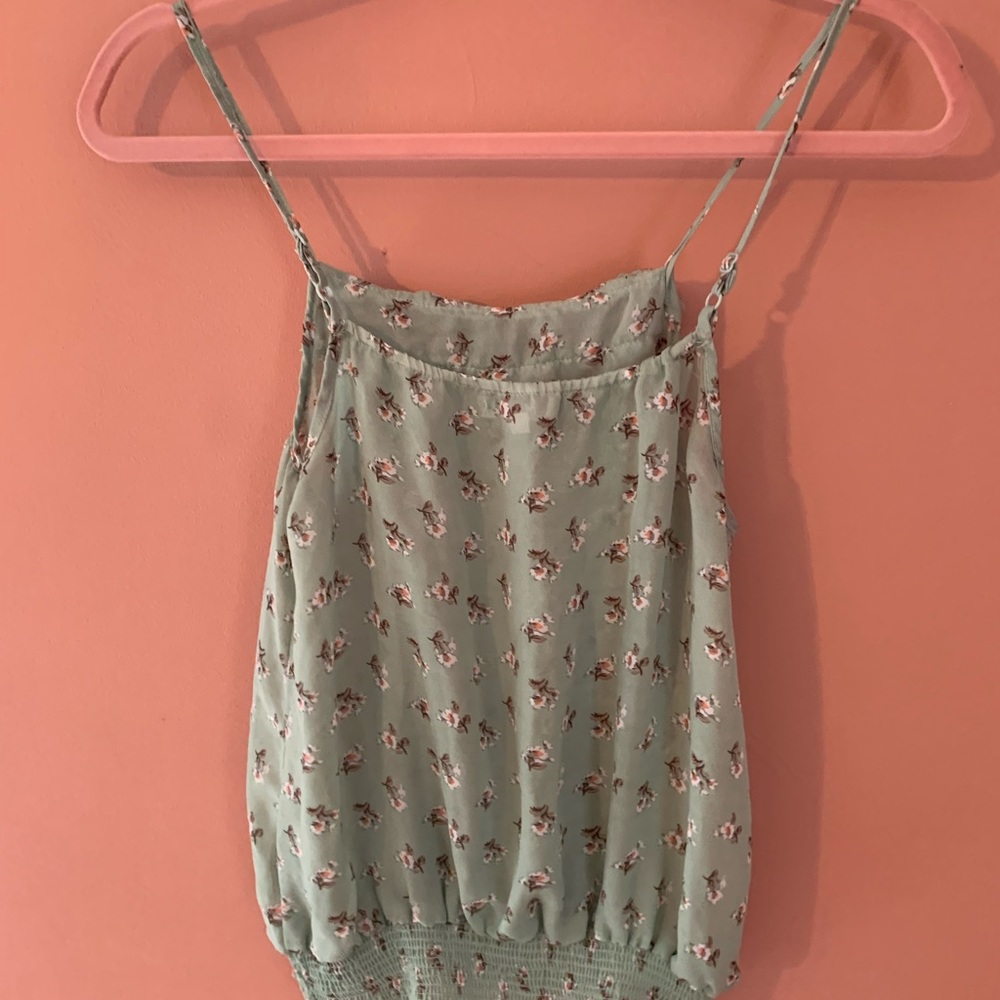 Top - Picture 2 of 2